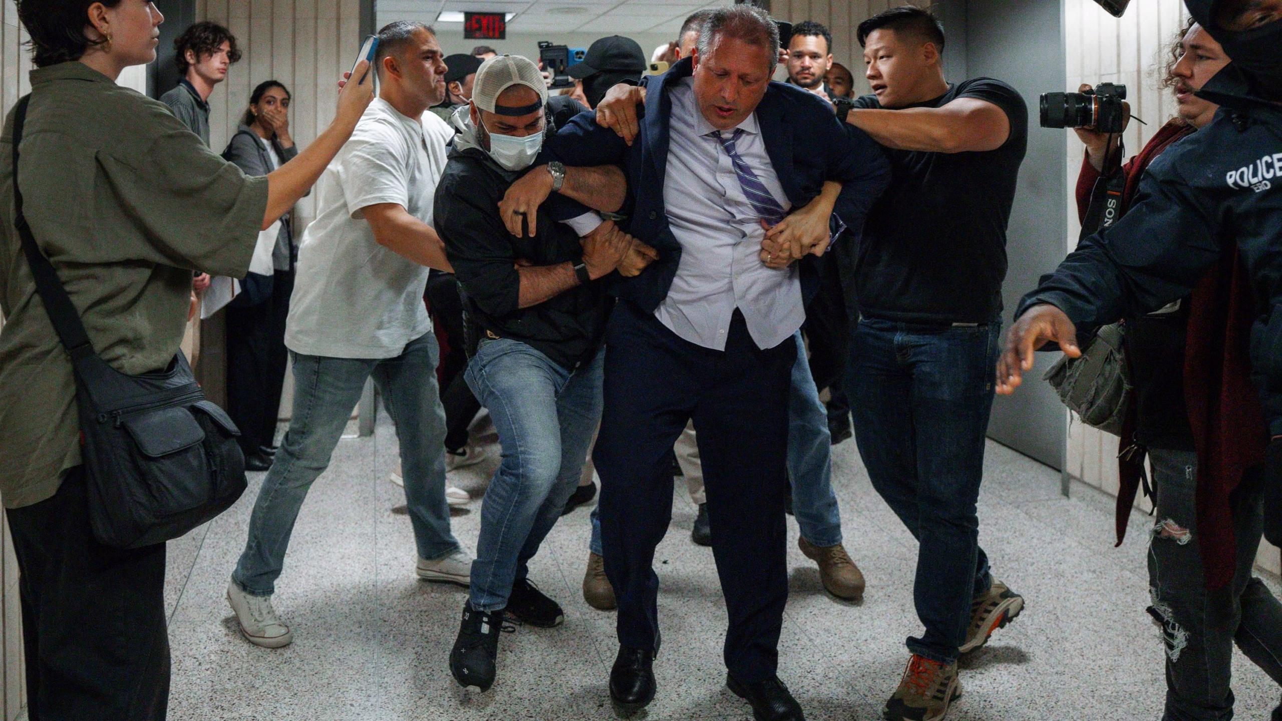 Pander Lander Invest In Israeli Companies While Cosplaying As Pro-Palestinian Activist