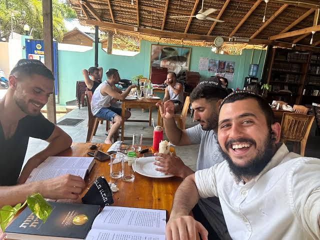 Chabad Houses in Sri Lanka Face Growing Scrutiny Over Permits, Protests and Religious Freedom