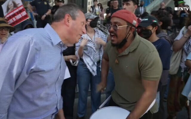 Some Pro-Palestinian Protesters Reject Brad Lander’s Liberal Zionism at RSS Rally